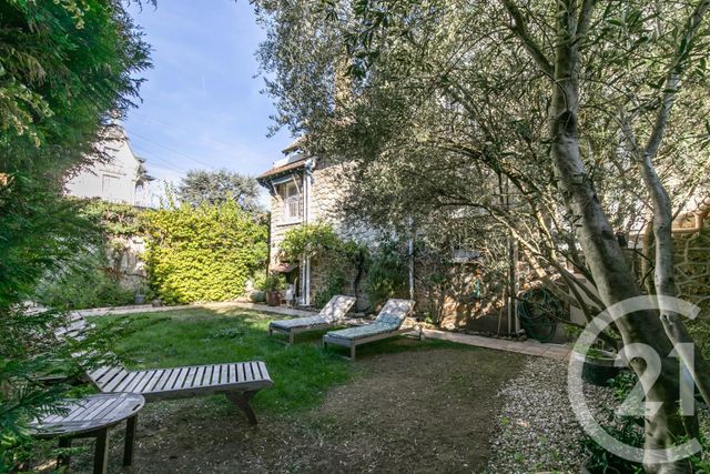 maison à vendre - 6 pièces - 173.35 m2 - ST MAUR DES FOSSES - 94 - ILE-DE-FRANCE - Century 21 Immo Bac