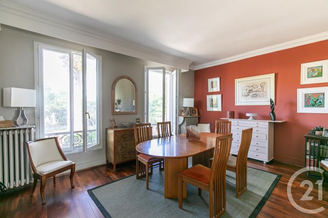 maison à vendre - 7 pièces - 164.32 m2 - ST MAUR DES FOSSES - 94 - ILE-DE-FRANCE - Century 21 Immo Bac