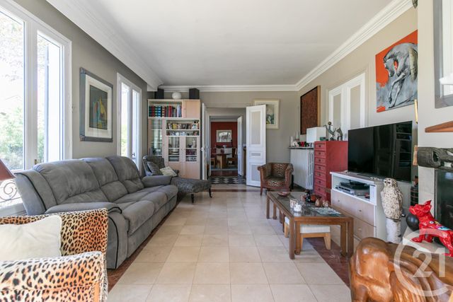 maison à vendre - 7 pièces - 164.32 m2 - ST MAUR DES FOSSES - 94 - ILE-DE-FRANCE - Century 21 Immo Bac