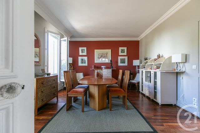 maison à vendre - 7 pièces - 164.32 m2 - ST MAUR DES FOSSES - 94 - ILE-DE-FRANCE - Century 21 Immo Bac