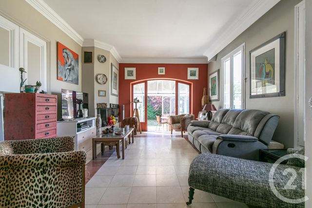 maison à vendre - 7 pièces - 164.32 m2 - ST MAUR DES FOSSES - 94 - ILE-DE-FRANCE - Century 21 Immo Bac