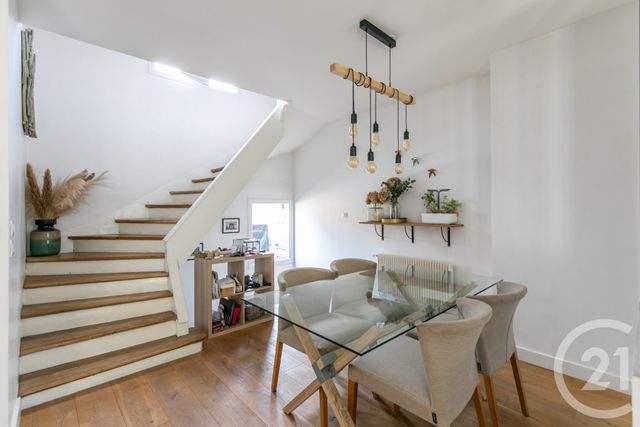 maison à vendre - 7 pièces - 114.6 m2 - ST MAUR DES FOSSES - 94 - ILE-DE-FRANCE - Century 21 Immo Bac