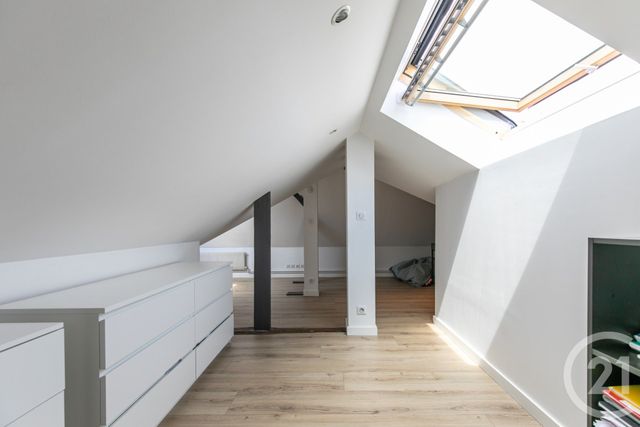 maison à vendre - 7 pièces - 114.6 m2 - ST MAUR DES FOSSES - 94 - ILE-DE-FRANCE - Century 21 Immo Bac
