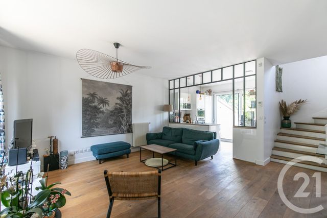maison à vendre - 7 pièces - 114.6 m2 - ST MAUR DES FOSSES - 94 - ILE-DE-FRANCE - Century 21 Immo Bac