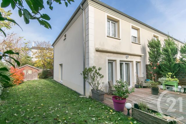  - LA VARENNE ST HILAIRE - 